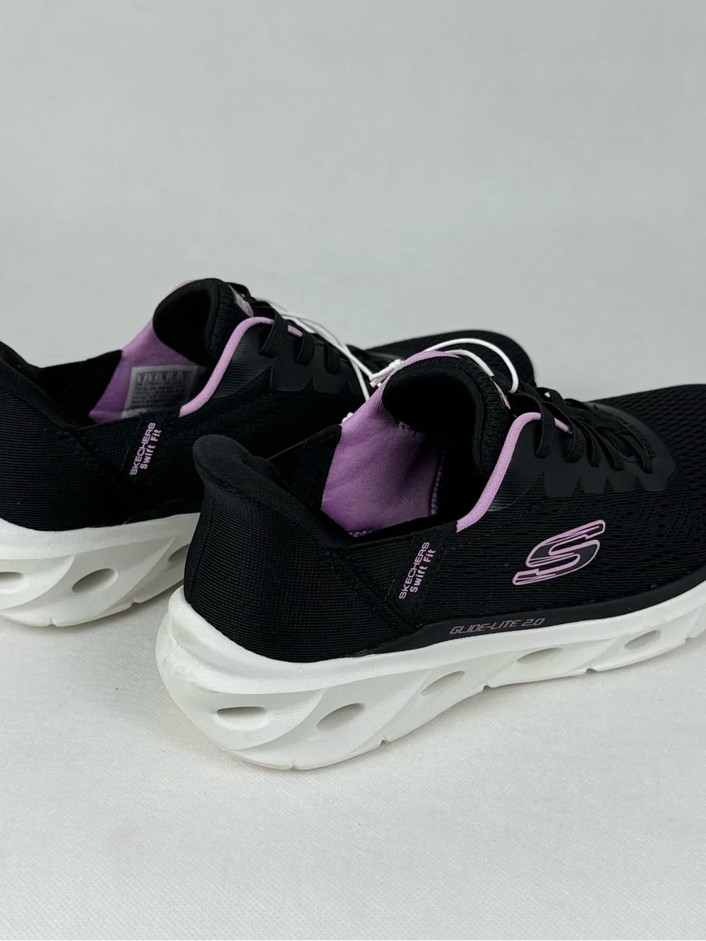 Skechers Hands Free Swift Fit Glide Lite 2.0 Black Women’s 6 Shoes NWB